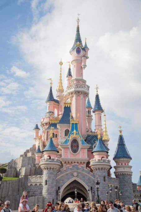 Studio A Disneyland Paris Монтеврен Екстериор снимка